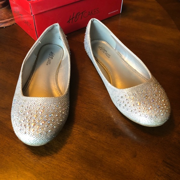 Flats - Picture 2 of 6